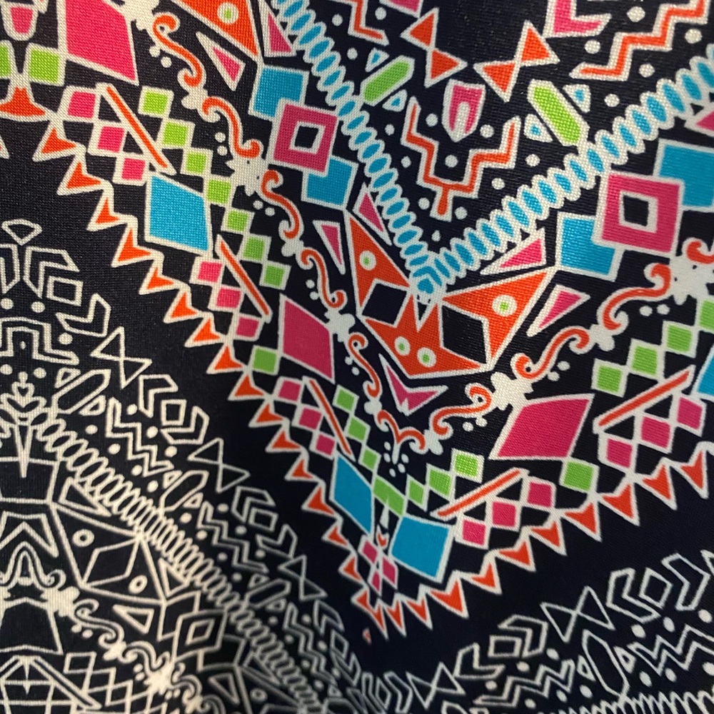 New Directions Petite Multicolor Chevron Print Pants - Picture 6 of 6